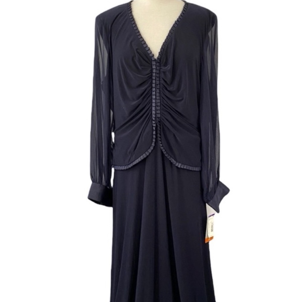 Elegant Women's Wedding Dress in Navy Blue